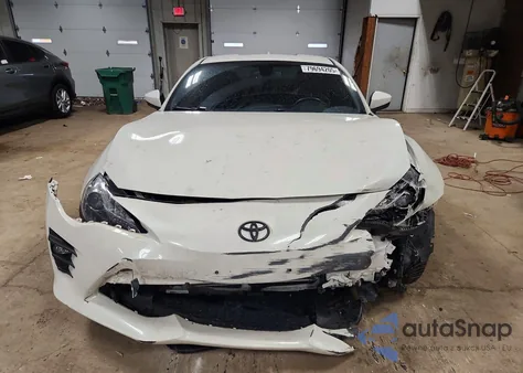 2020 Toyota 86 Gt from USA, damaged, VIN JF1ZNAE11L9751243